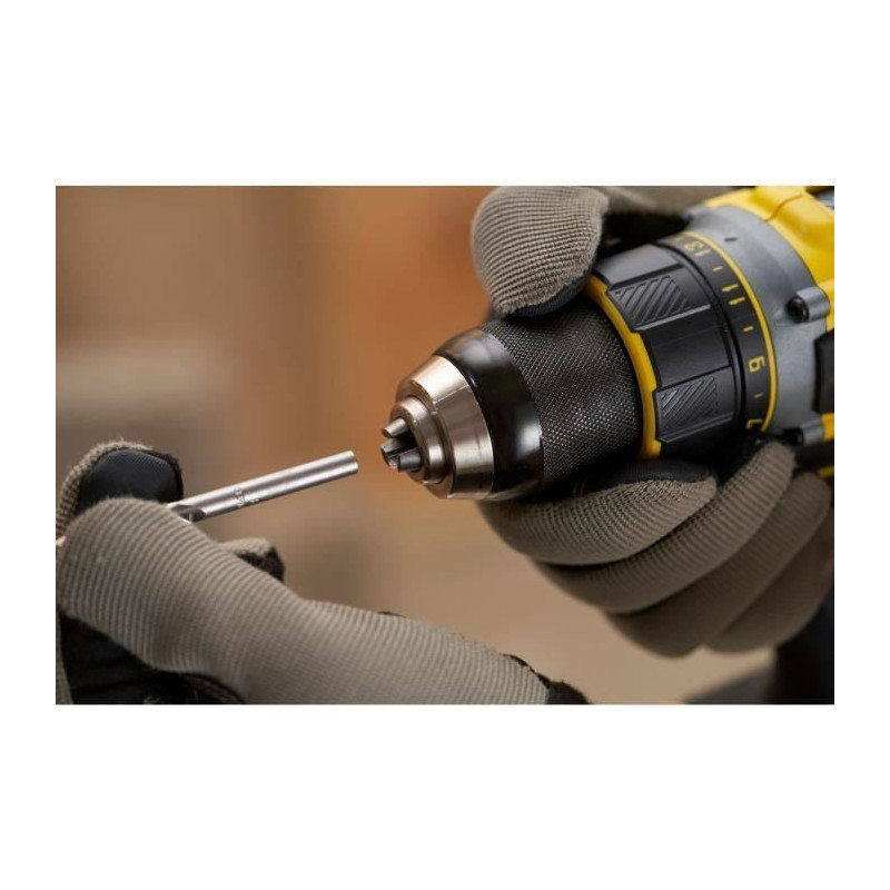 80 Nm Brushless Lithium 18V Drill Driver - 2 x 2Ah Batteries - STANLEY