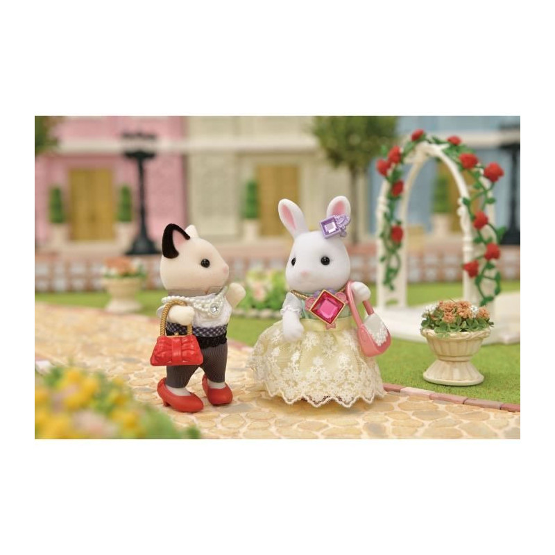 Sylvanian Families - The Snow Bunny Fashion Suitcase and Big Sister