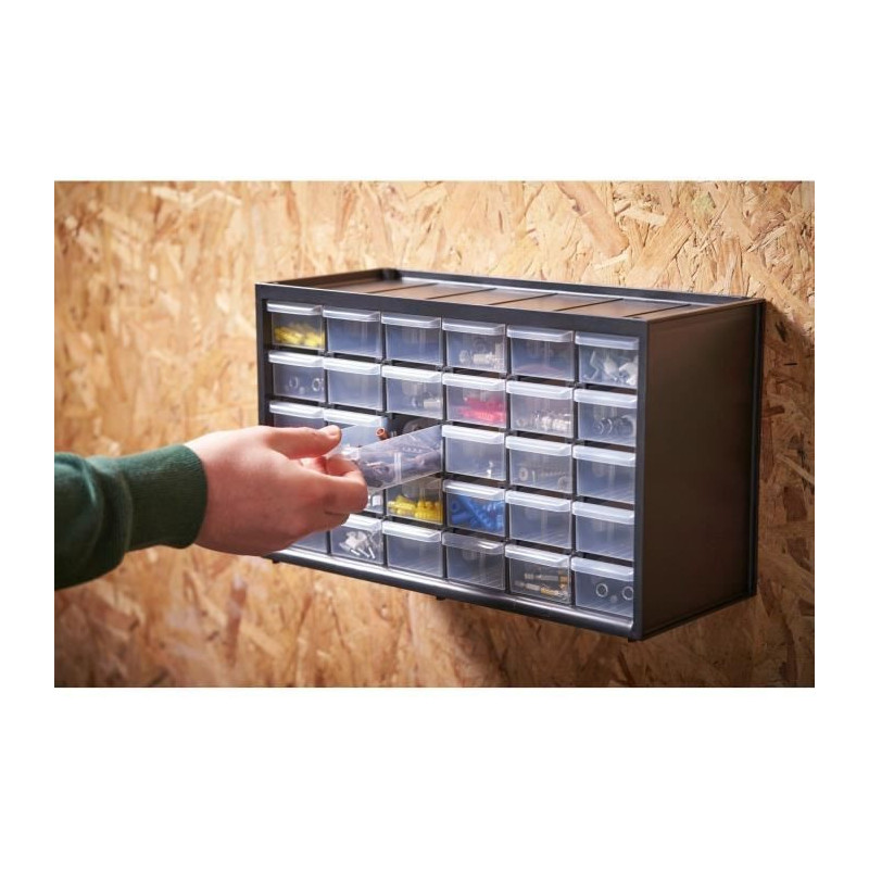 Stanley storage locker - 1-93-980 - 30 comparins