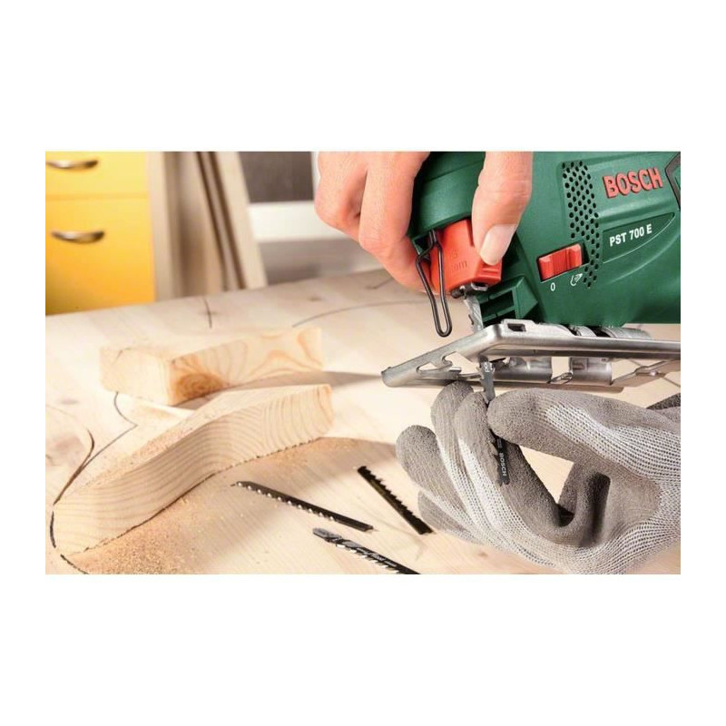 Bosch wireless jigsaw - PST 700 E (delivered in a plastic box with 1 s