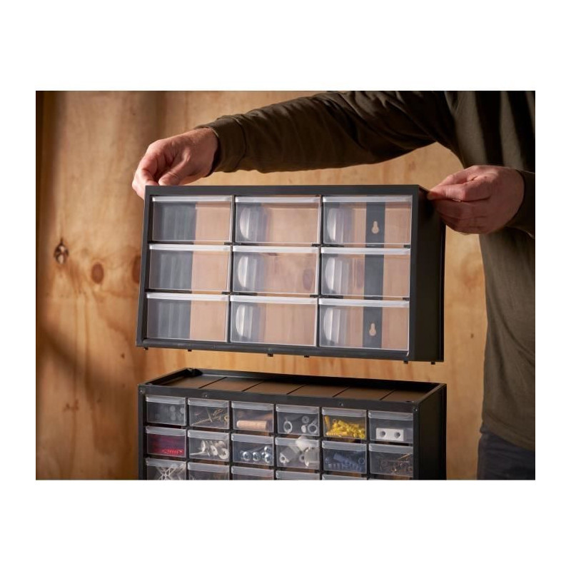 Stanley storage locker - 1-93-978 - 9 comparins