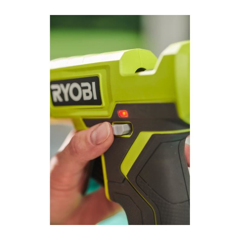 RYOBI - 18V ONE+ glue gun - heats up in 3 min - heat indicator - stick