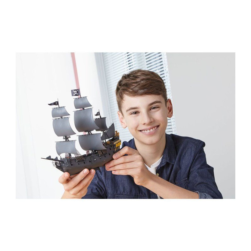 REVELL Easy-Click Black Pearl 05499 Plastic Model