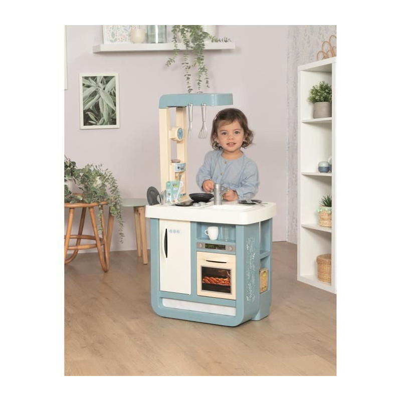 BON APPETIT KITCHEN