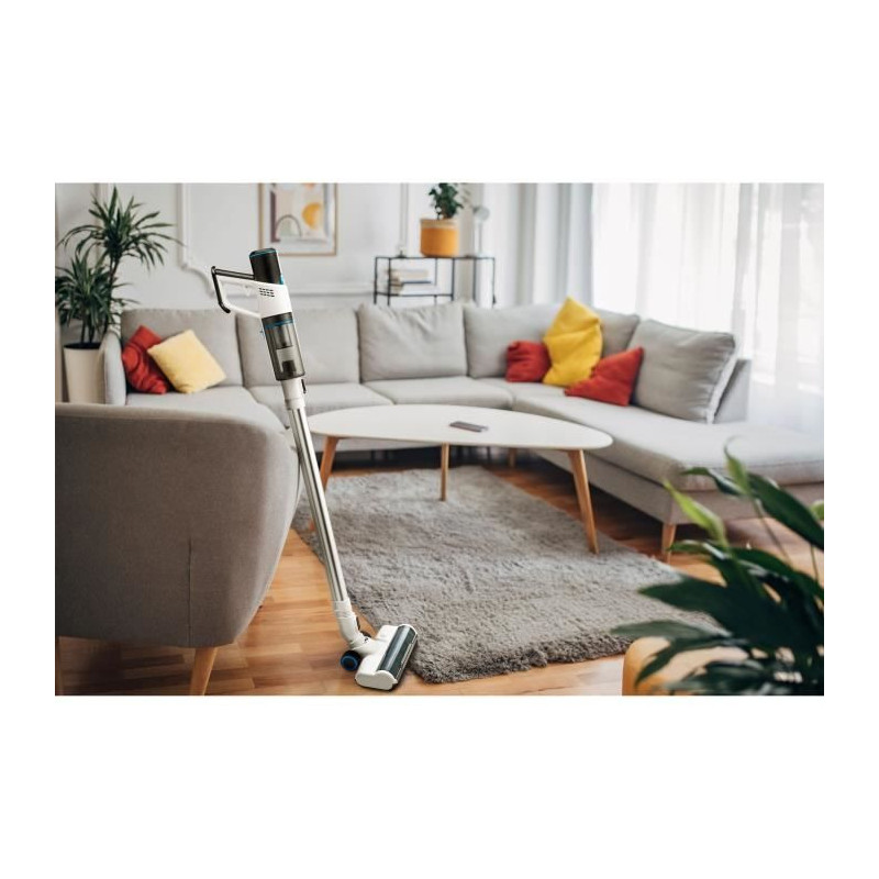 MEDION P250 - Cordless Broom Vacuum Cleaner - Power 2,200 mAh - Light: