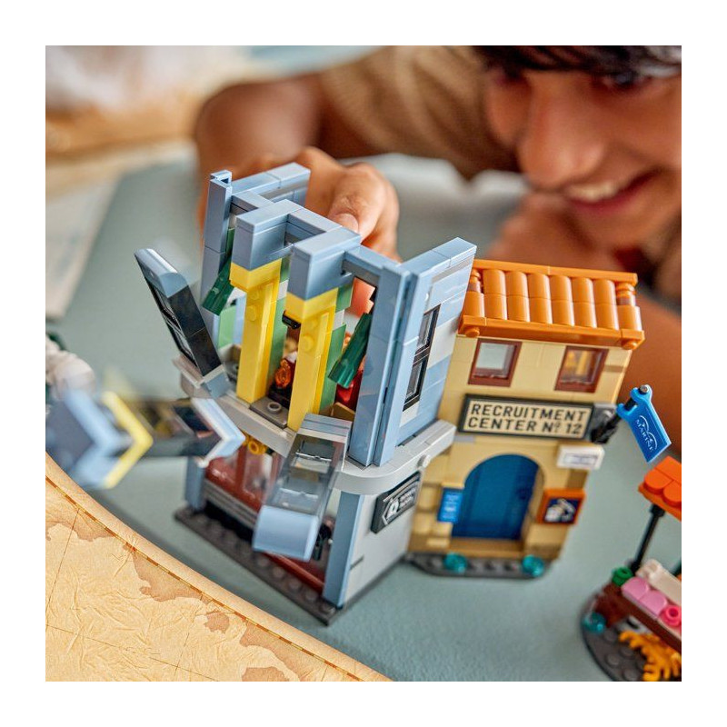 LEGO ONE PIECE 75642 L'Affrontement avec le Capitaine Smoker - Jouet I