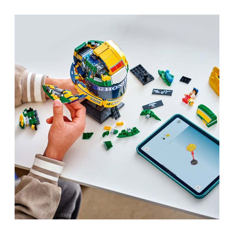 LEGO Editions 43024 Casque d'Ayrton Senna - Maquette Produit F1 - A pa