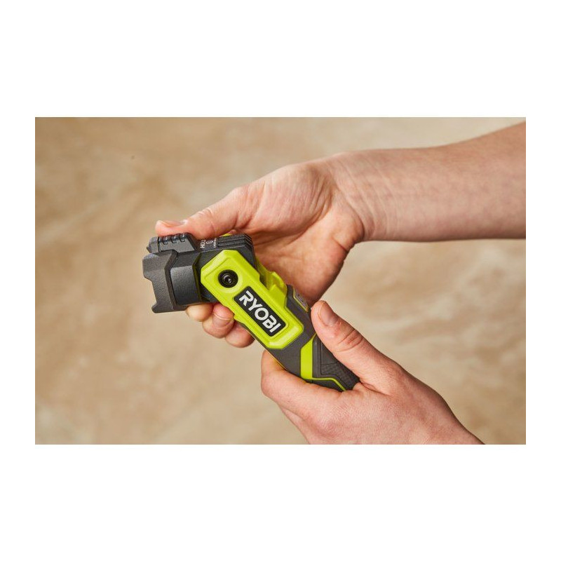 RYOBI Lampe torche 4V USB Lithium - sans batterie ni chargeur - RLP4-0