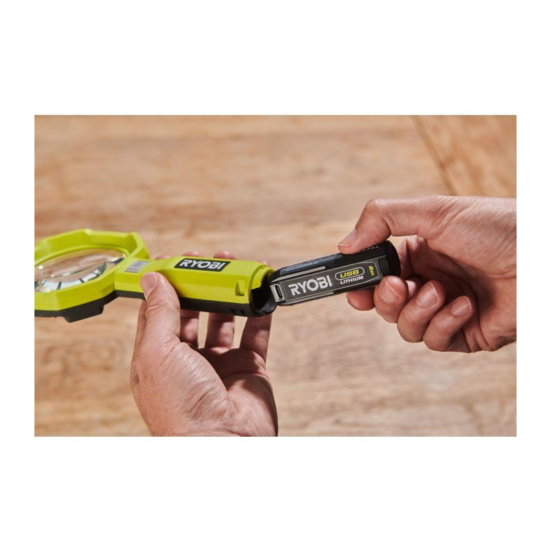 RYOBI Loupe éclairée 4V USB Lithium x3 LED - sans batterie ni charge