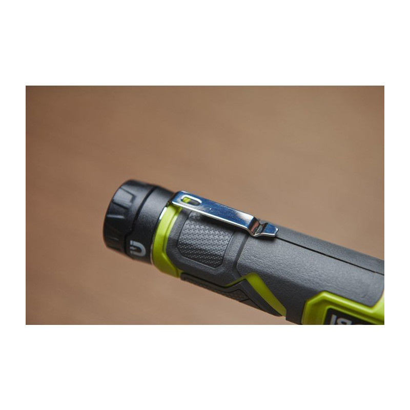 RYOBI Lampe de travail magnétique 4V USB Lithium 650 lumens - sans ba