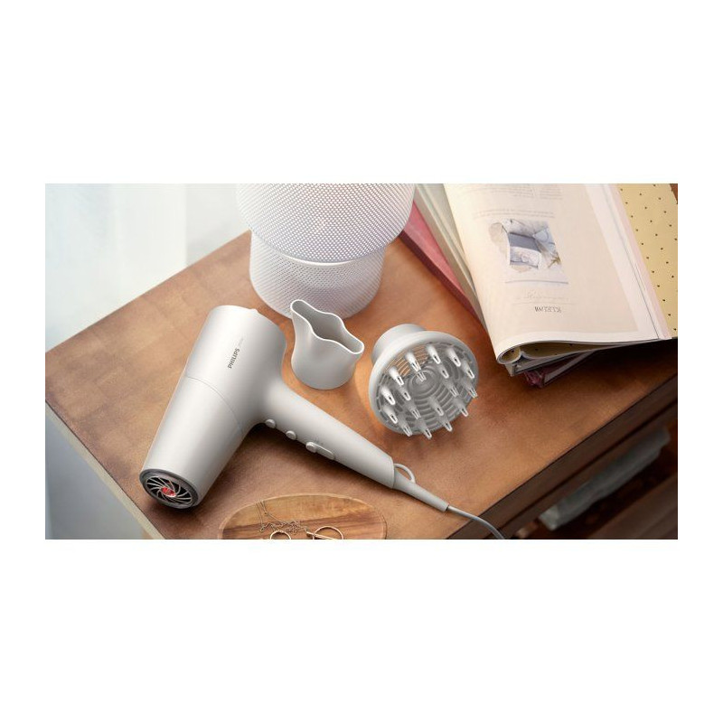 Sèche-cheveux - PHILIPS - BHD501/20 - ThermoShield - diffuseur - 2100