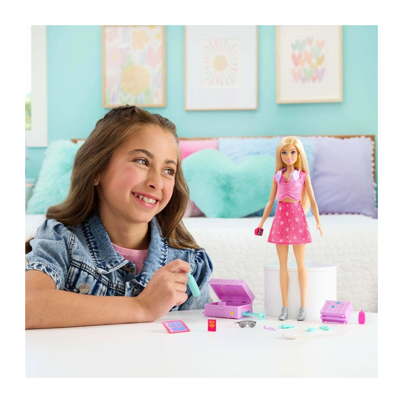 Poupée mannequin - Barbie - Malibu Aventures Sans Limites avec bagage