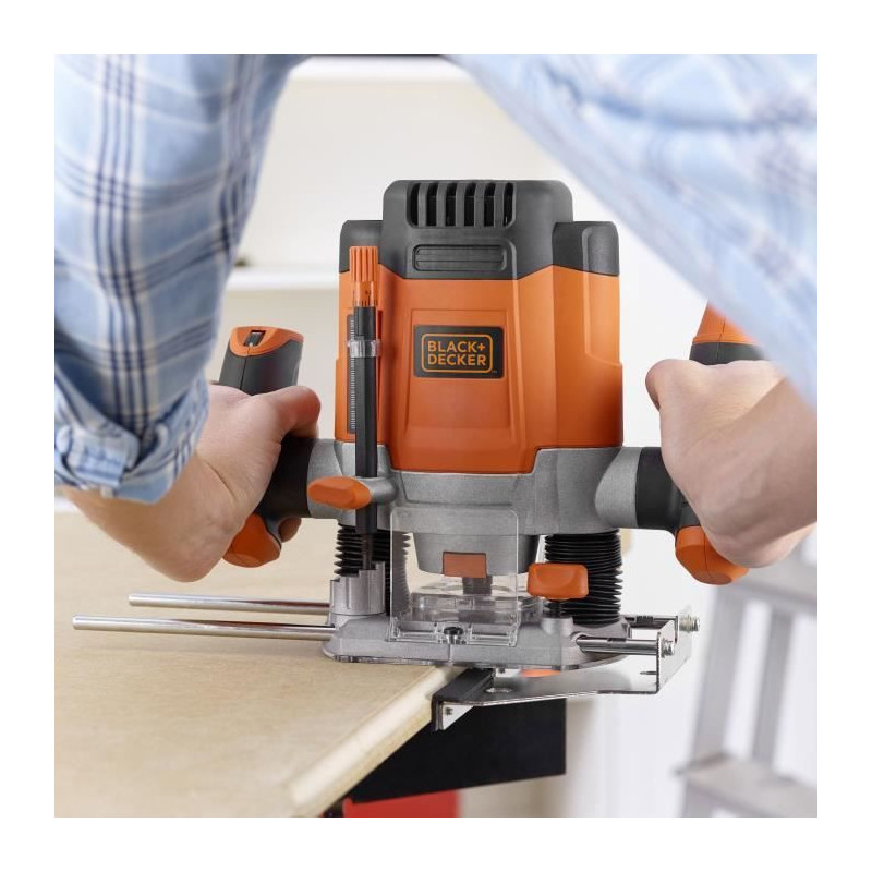 BLACK + DECKER KW1200E-QS 1200W router - 7 attachments