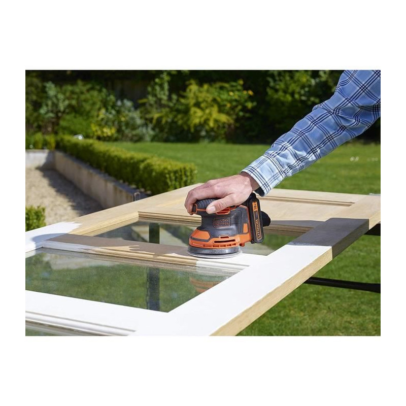 BLACK & DECKER Eccentric sander BDCROS18N - 18 V