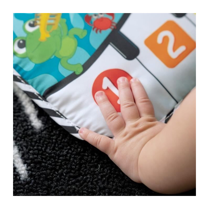 BABY EINSTEIN Ocean Explorers Neptune's Kick & Explore musical play ma