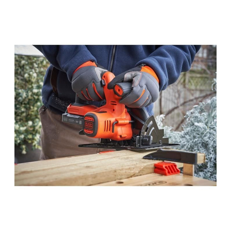 BLACK & DECKER Cordless circular saw BDCCS18N-XJ - 140 mm - 18 V
