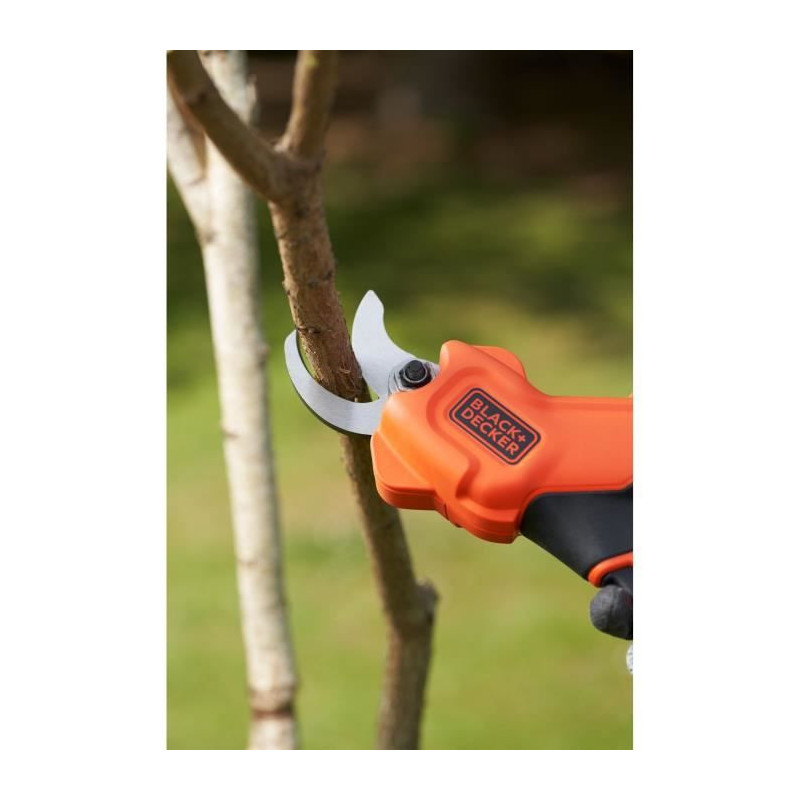 BLACK+DECKER pruning shears - 18V 2Ah Lithium battery - Cutting capaci