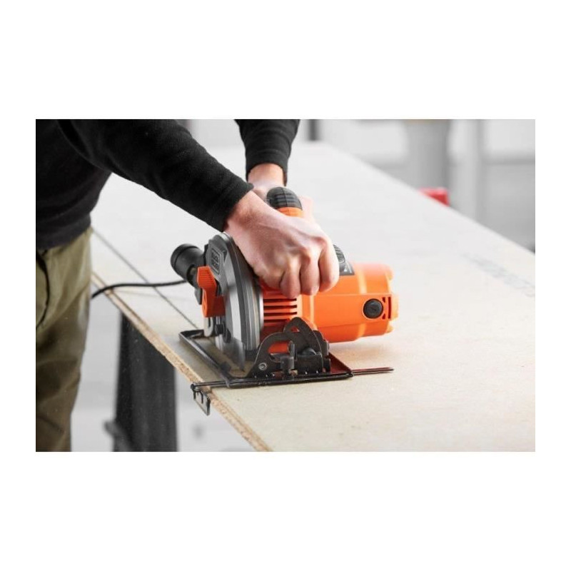 BLACK & DECKER CS1550-QS Circular Saw - 1500 W