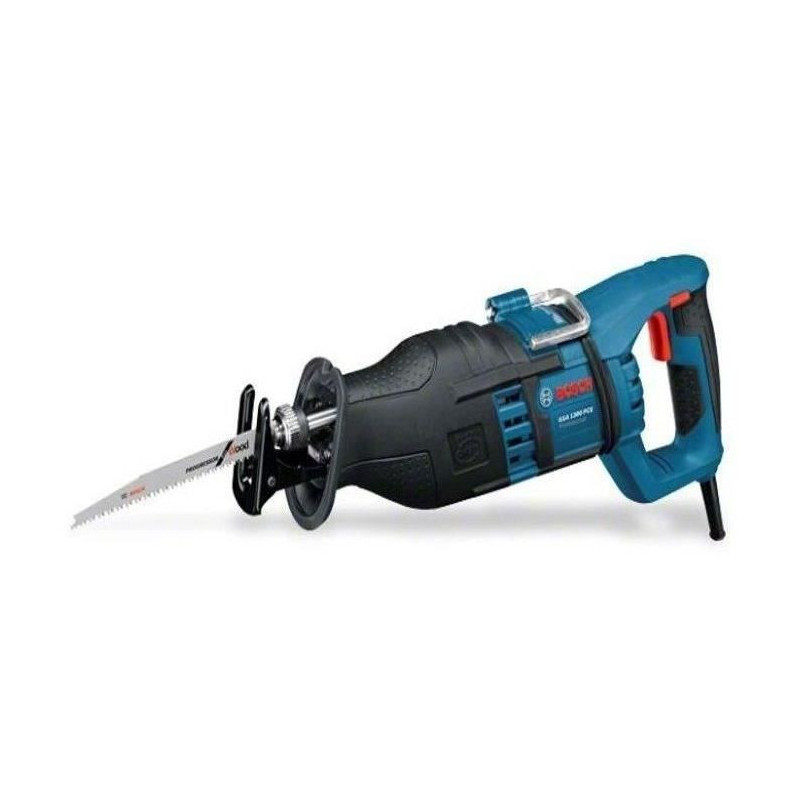 Bosch Professional GSA 1300 PCE corded saber saw - Fast cutting of woo
