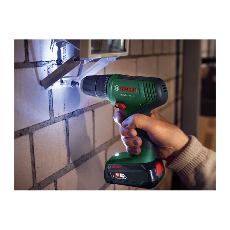 Bosch - Universaldrill 18 (delivered with 2 1.5 Ah batteries, Systemeb