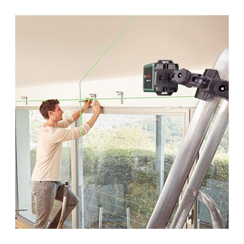 Bosch Line Laser - Quigo Green (Supplied with 2 batteries, 1 MM2 unive