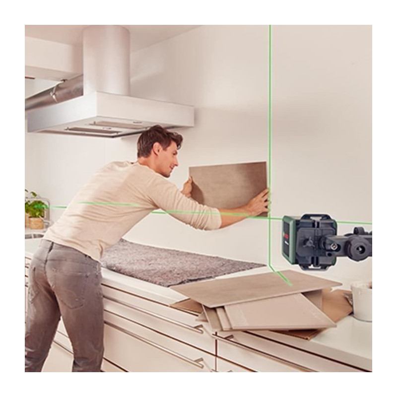 Bosch Line Laser - Quigo Green (Supplied with 2 batteries, 1 MM2 unive
