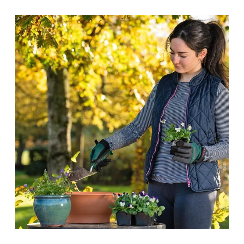 Hand trowel