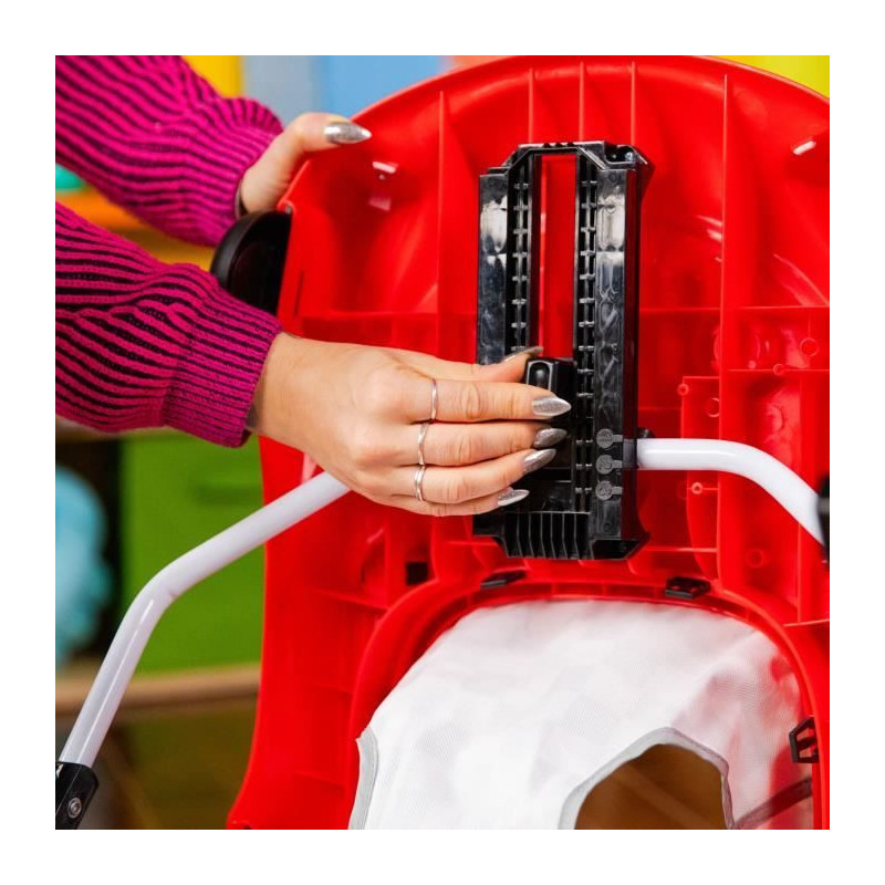 BRIGHT STARTS 3-in-1 walker, small racing car, 3 evolving play modes,
