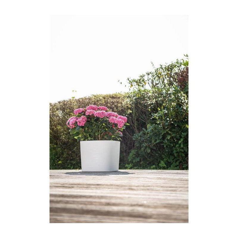 Pot with water reserve - GARDEN ID Respect - White 30 x 30 cm - 100% h