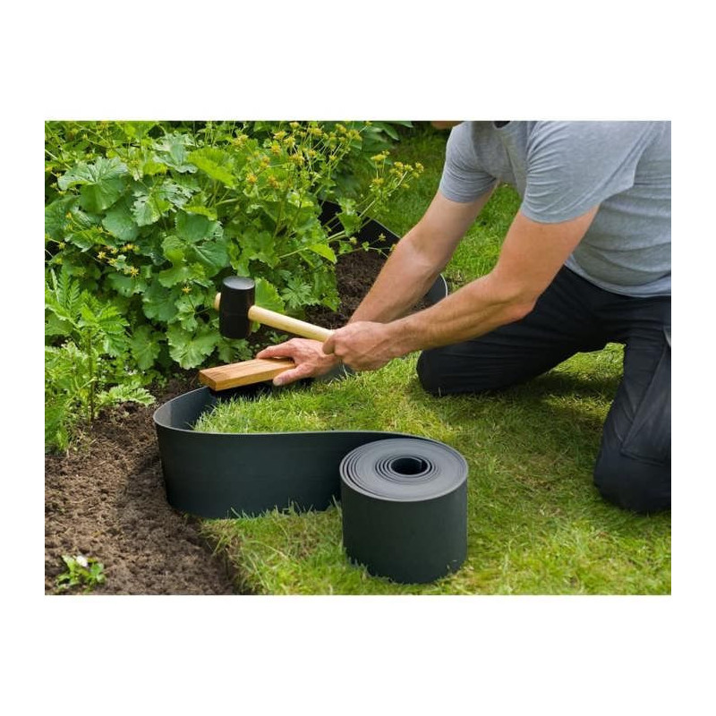 Natural garden border in black PE - H7.5 cm x 10 m