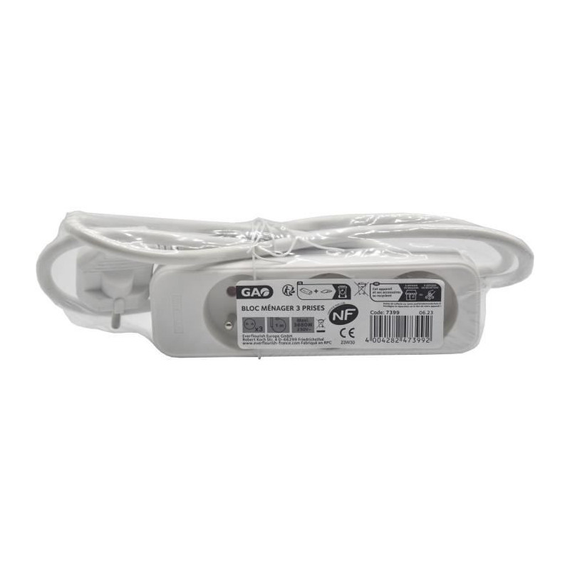 Household unit - GAO - 3 2P+T sockets - With child protection, NF comp