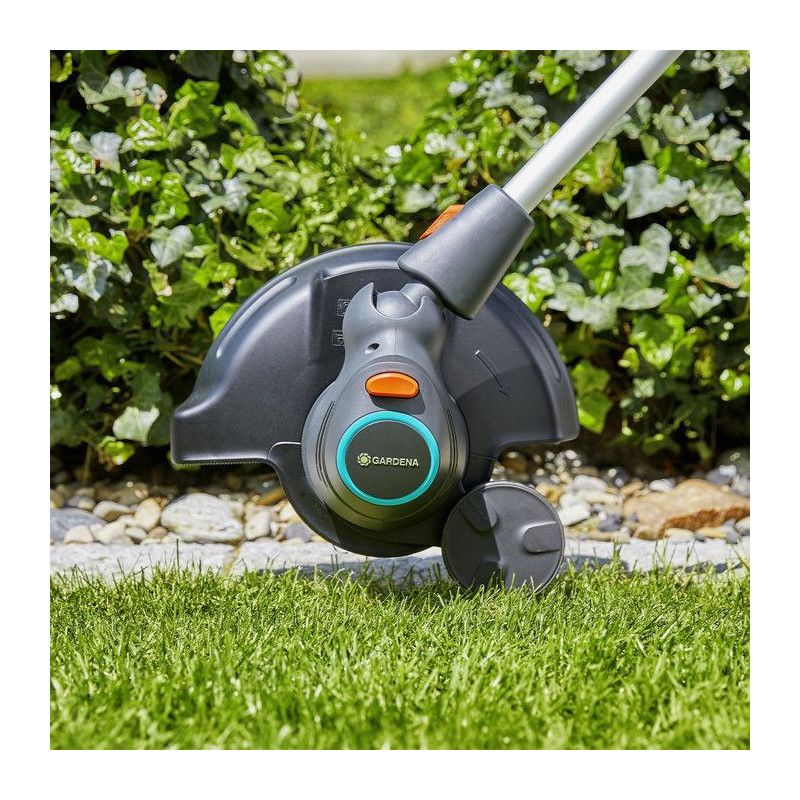 ComfortCut 550/28 - Cutting: 28 cm - Tiller handle - Rangement -Bordur