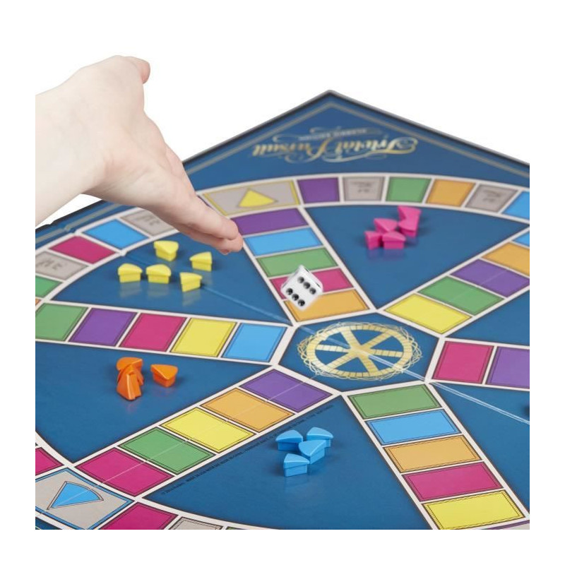 HASBRO GAMING - Trivial Pursuit Classic - Board Game