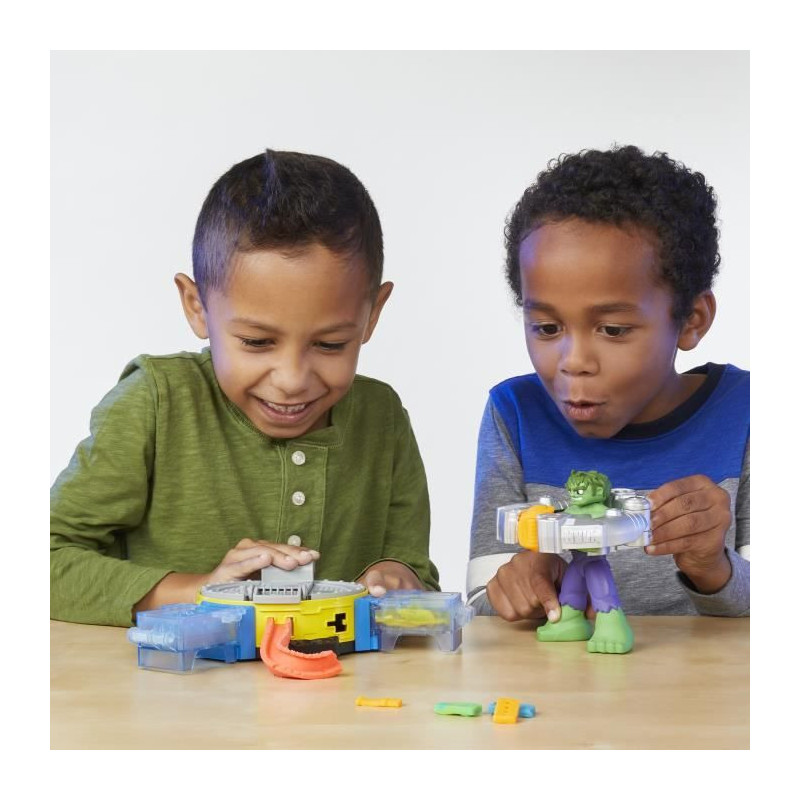 Play-Doh Hulk Smash It All, Modeling Clay Set with Hulk Figure, Ages 4