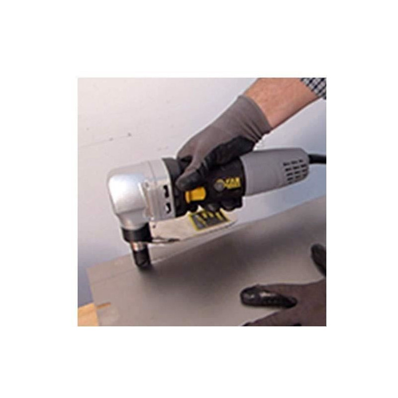 Fartools nibbler 600 W in case.