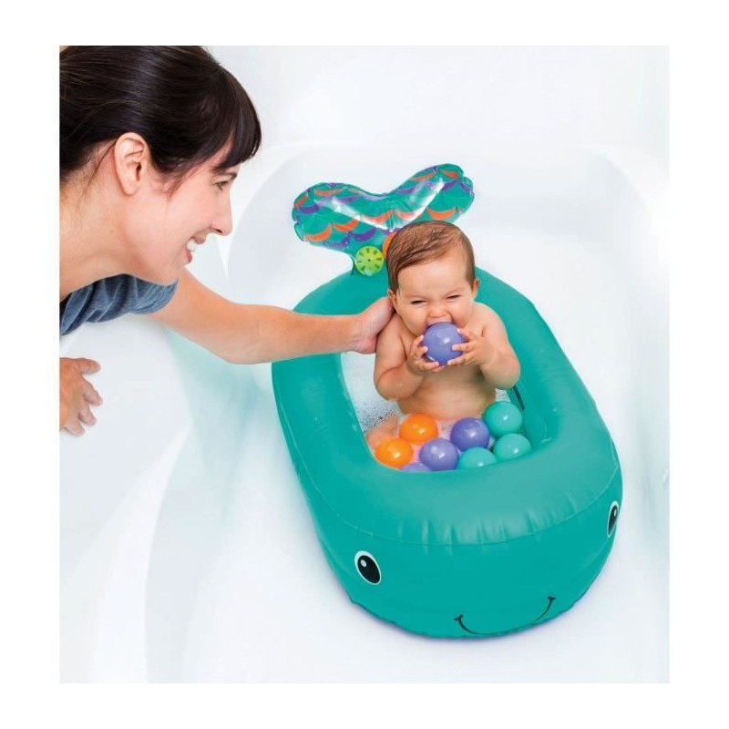 Infantino whale inflatable bathtub - Integrated playing balls and ther