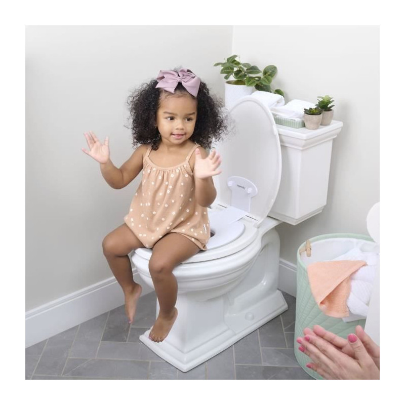 INGENUITY Flip & Sit Toilet Reducer