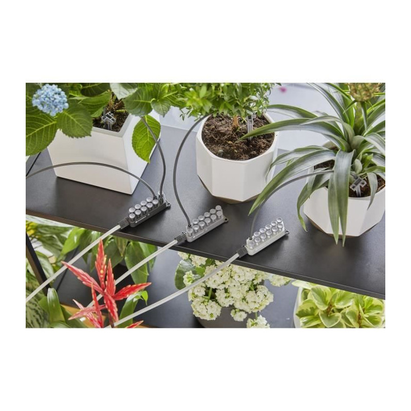 Gardena Automatic Holiday Waterproof-Complete watering kit-Max 36 plan