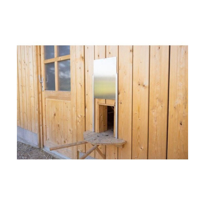 Sliding chicken coop door - KERBL - Alu - 30 x 40 cm - Size M
