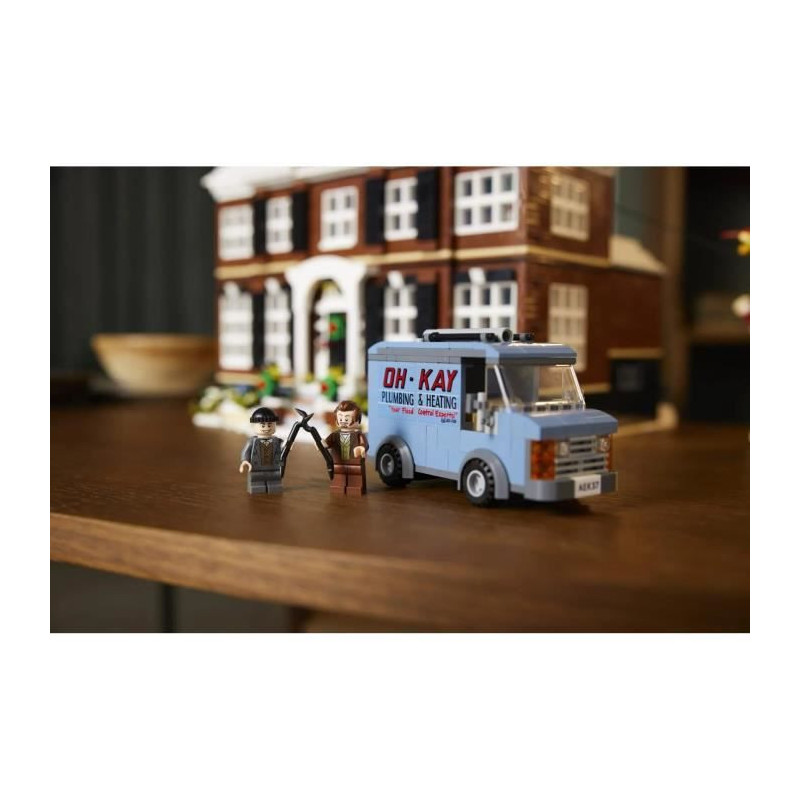 LEGO 21330 Ideas Mom, I Missed The Plane! Set for Adults, Model House