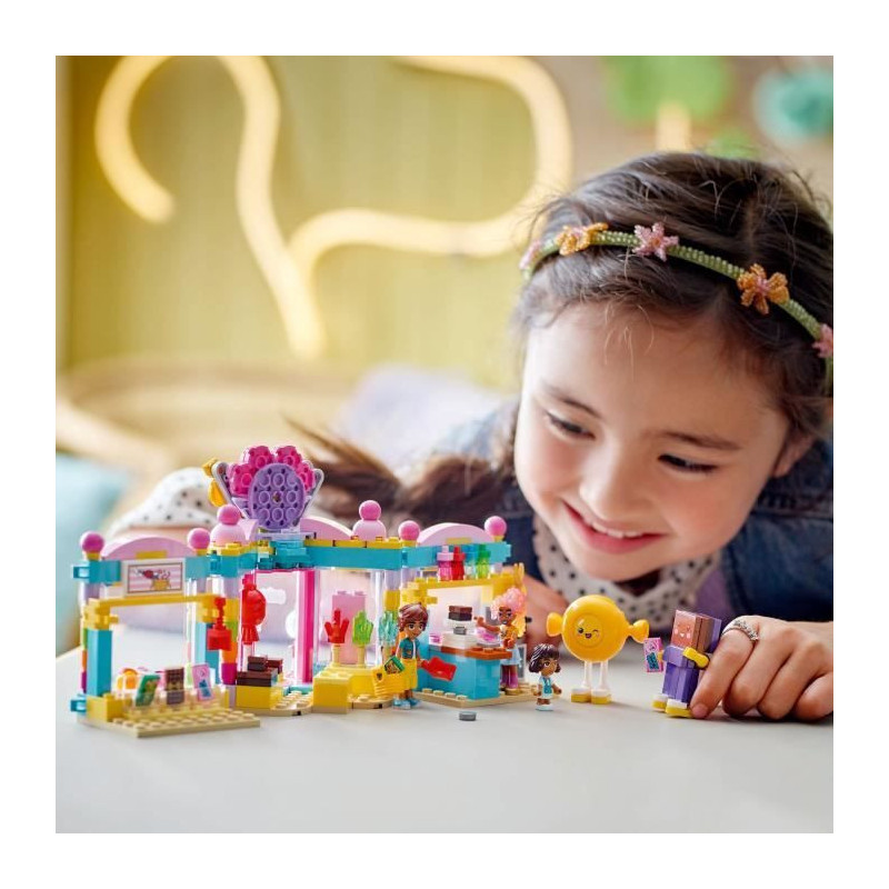 LEGO Friends 42649 Heartlake Candy Shop - Girls' Candy Shop