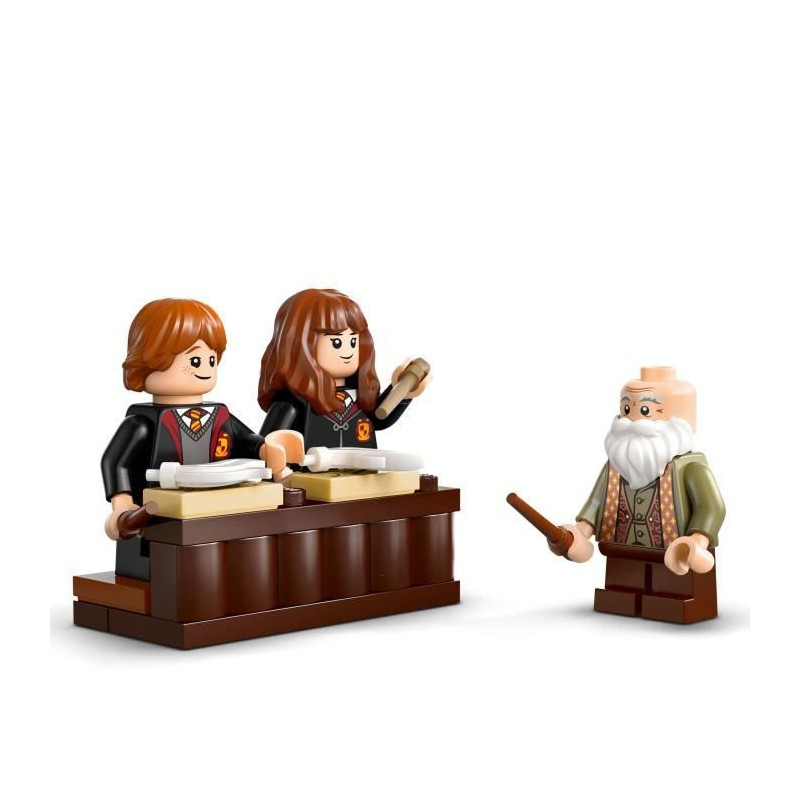 LEGO Harry Potter 76442 Hogwarts Castle: Spells Class - Collector's To
