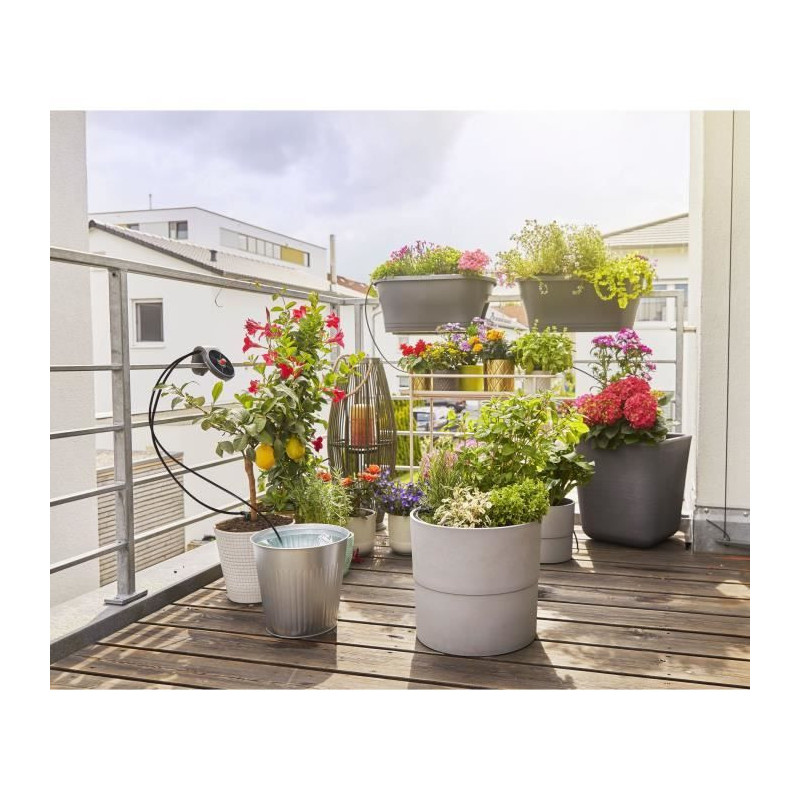 GARDENA AquaBloom Solar Automatic Watering Solution
