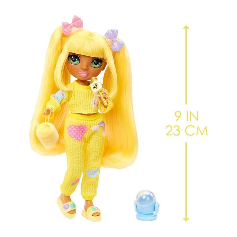 Junior High Pajama Party - 22 cm articulated fashion doll - Sunny (Yel
