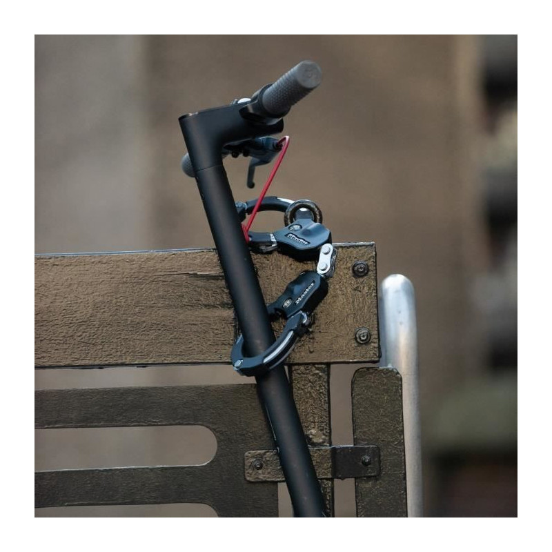 MASTER LOCK Anti-theft handcuffs - 1 link