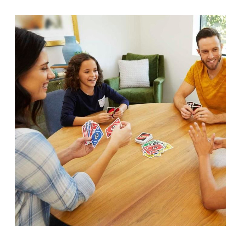 UNO - Uno Classic - Family Card Game - From 2 to 4 Players - Ages 7+