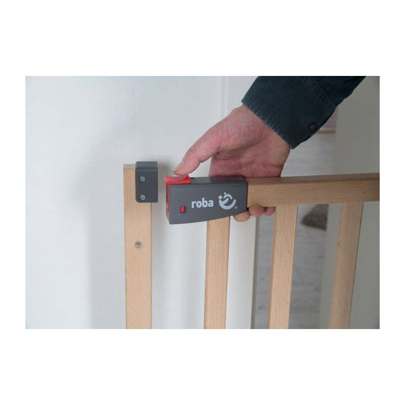 Safety Up Baby Safety Gate for Door - ROBA - Adjustable Width from 70