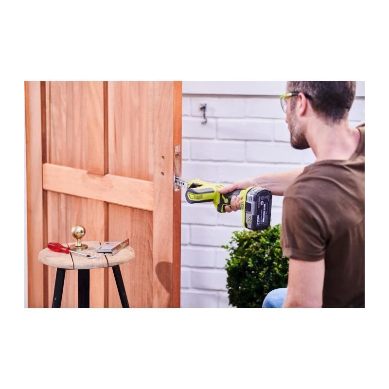 RYOBI Electric file 18V + 3 sanding strips