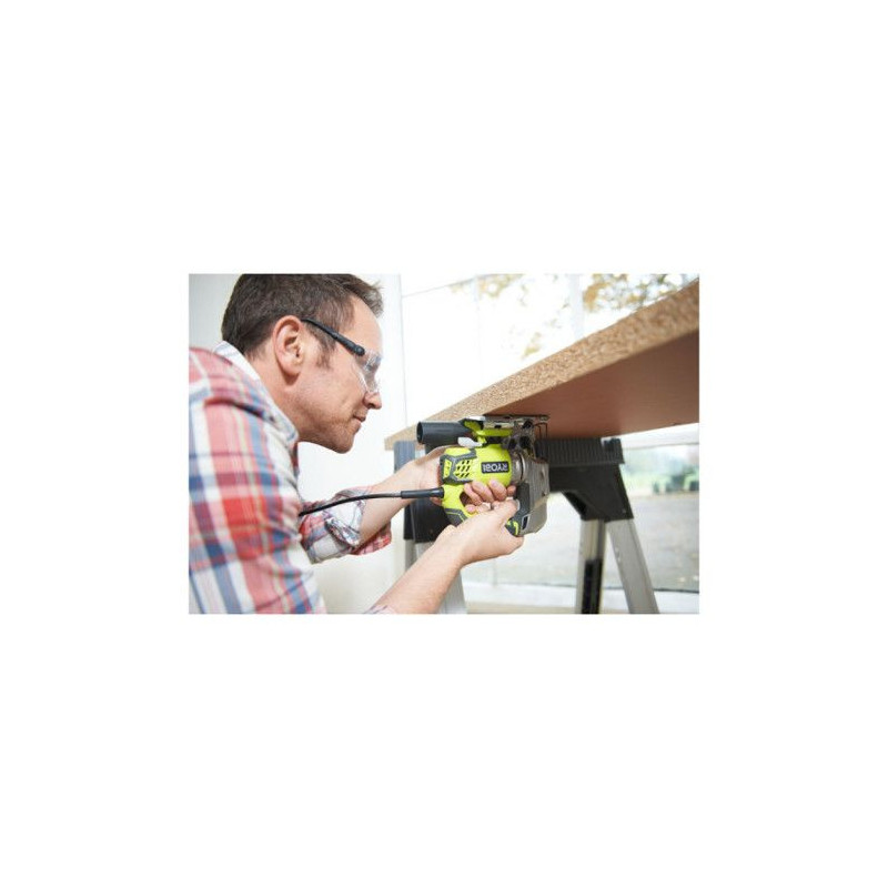 RYOBI Jigsaw 680 W in case with 5 blades