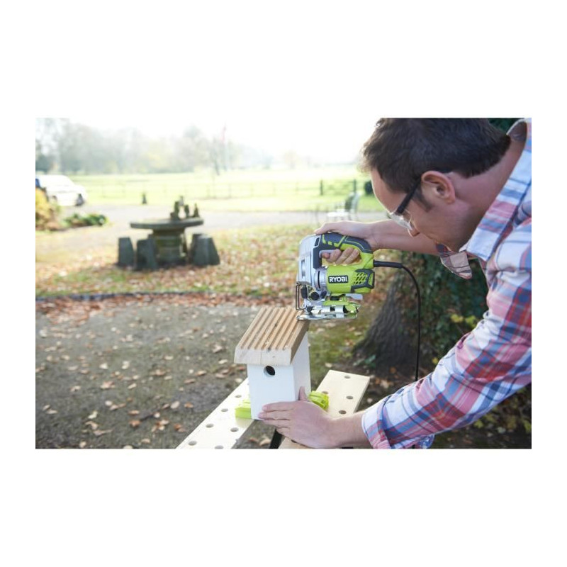 RYOBI 600W Compact Jigsaw in Case + 5 Blades